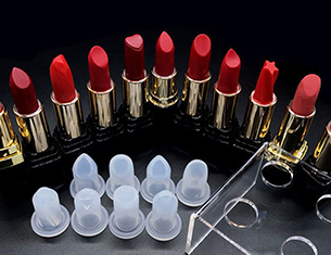 Confianza todo el día: el poder del brillo labial de larga duración en su rutina diaria de maquillaje